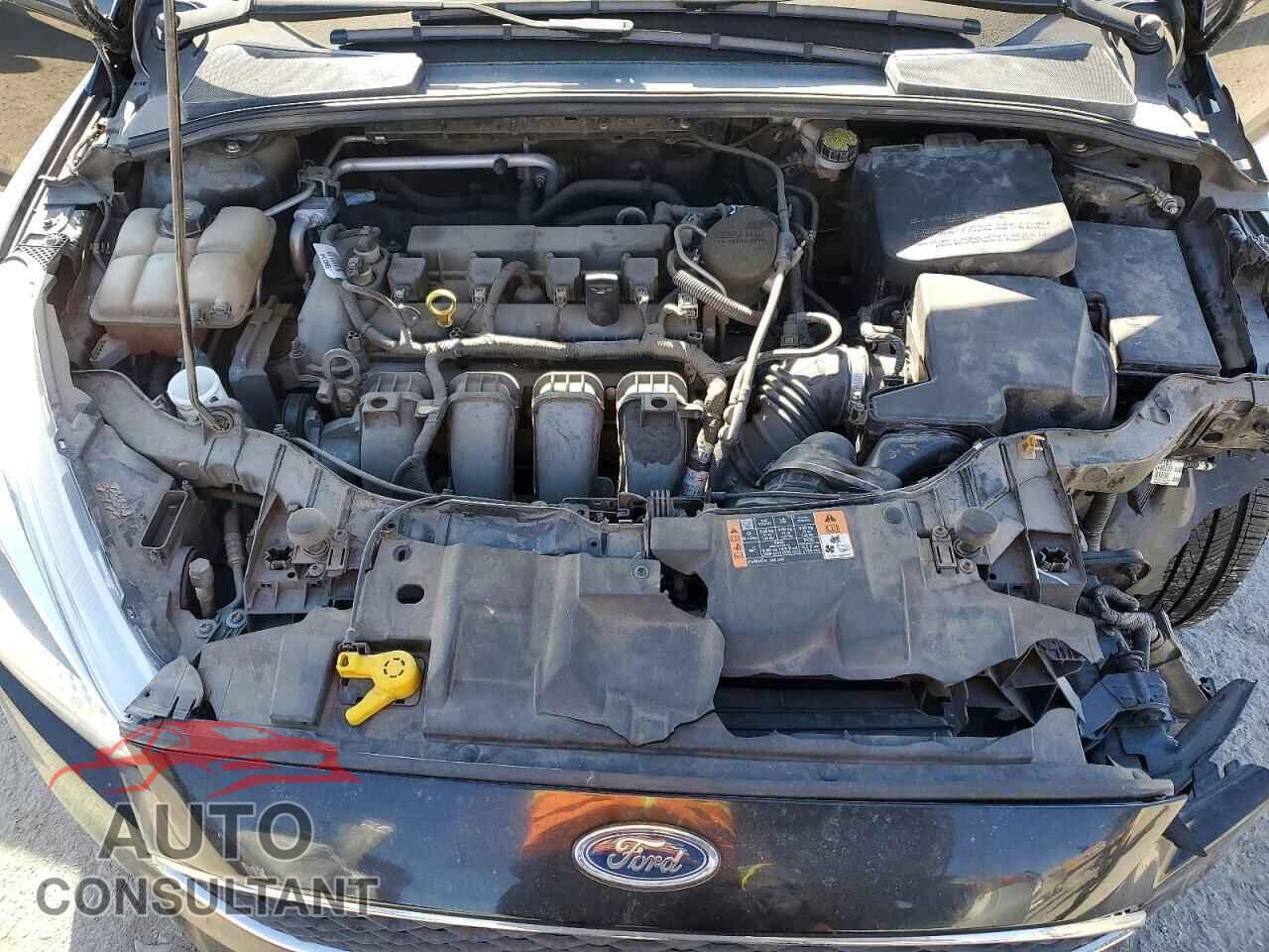 FORD FOCUS 2016 - 1FADP3F28GL322021