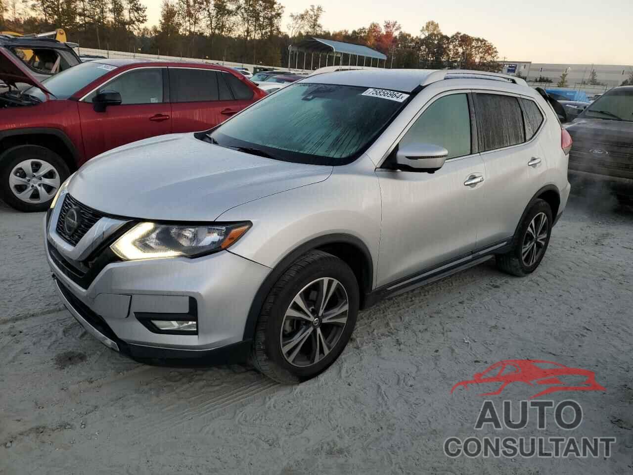 NISSAN ROGUE 2018 - 5N1AT2MV1JC786884