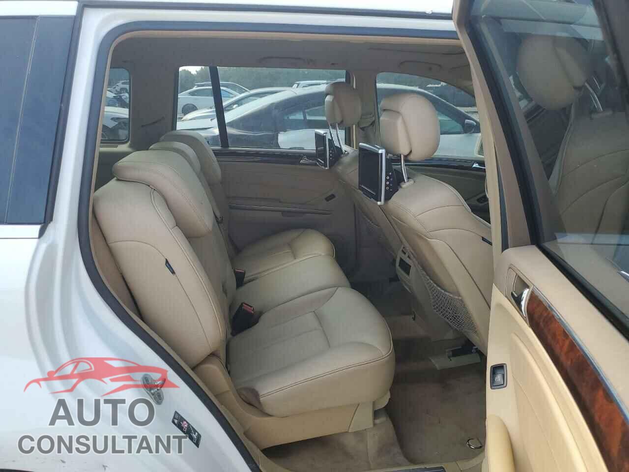 MERCEDES-BENZ GL-CLASS 2011 - 4JGBF7BE4BA694175