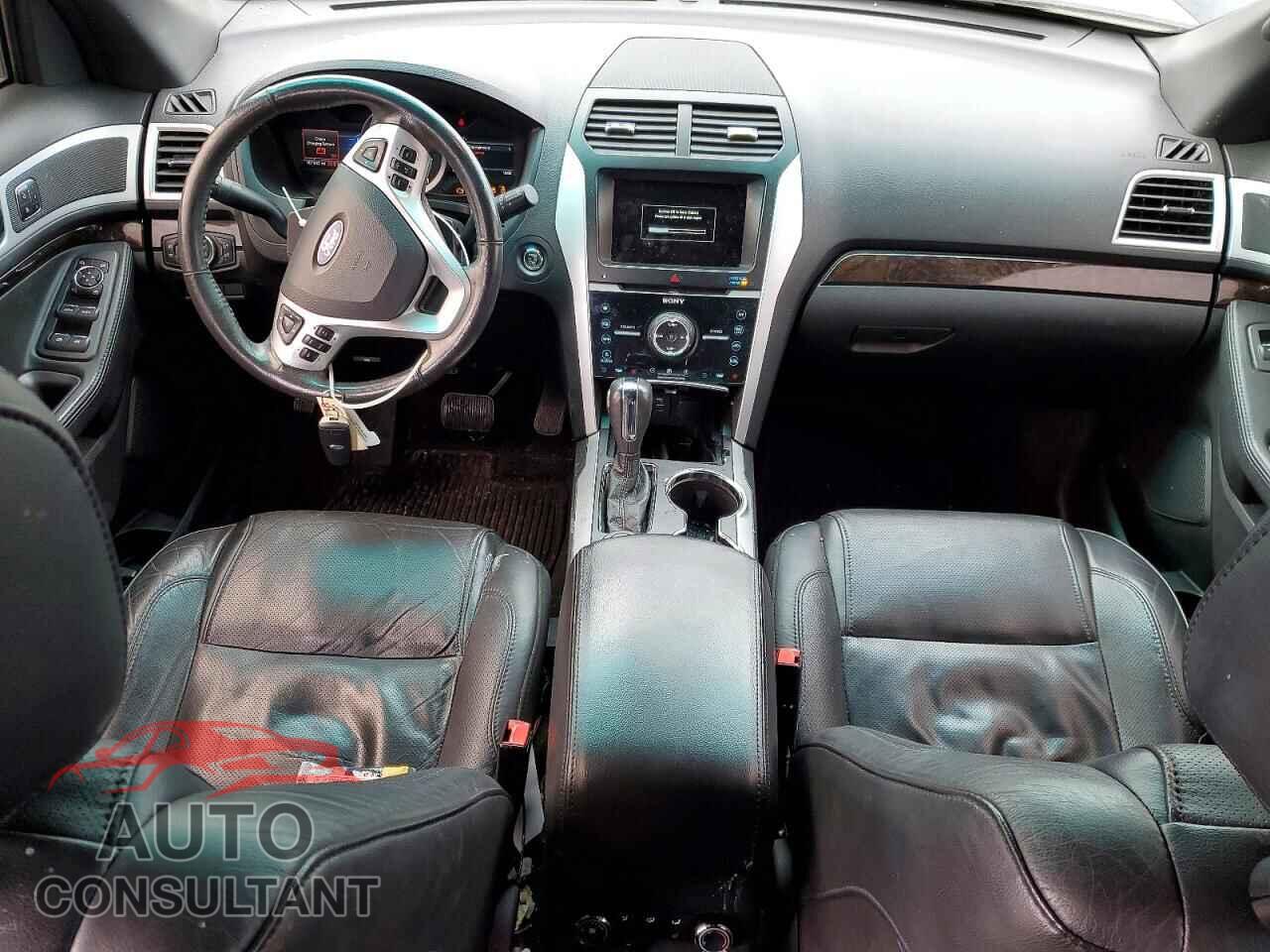 FORD EXPLORER 2015 - 1FM5K8F85FGA23877