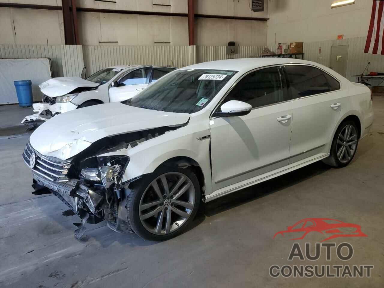 VOLKSWAGEN PASSAT 2017 - 1VWDT7A33HC041515