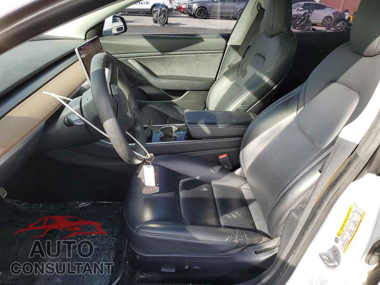 TESLA MODEL 3 2020 - 5YJ3E1EB2LF801064