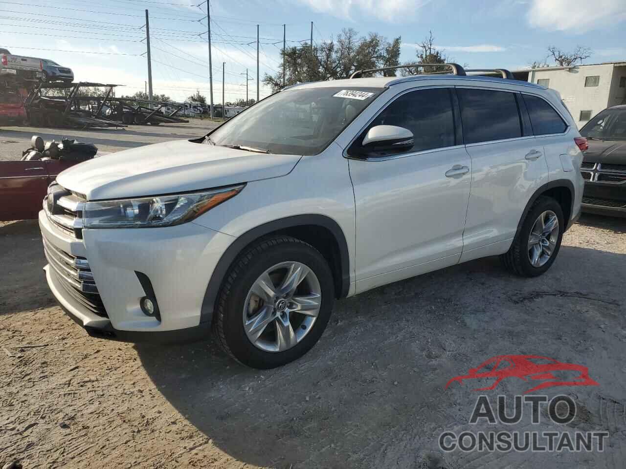 TOYOTA HIGHLANDER 2018 - 5TDYZRFH4JS268848