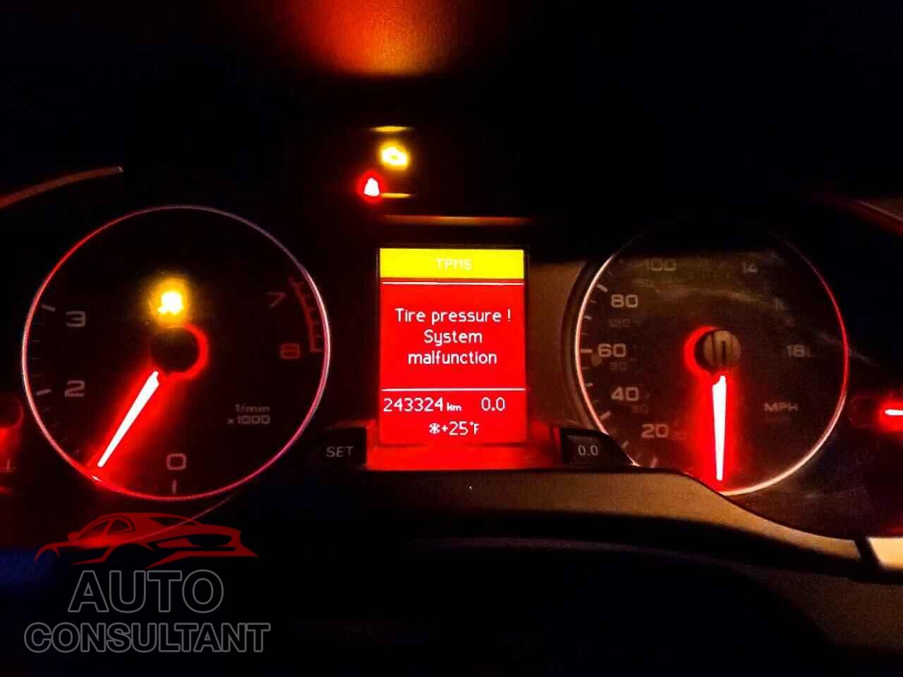 AUDI A4 2010 - WAUDFAFL4AN018848