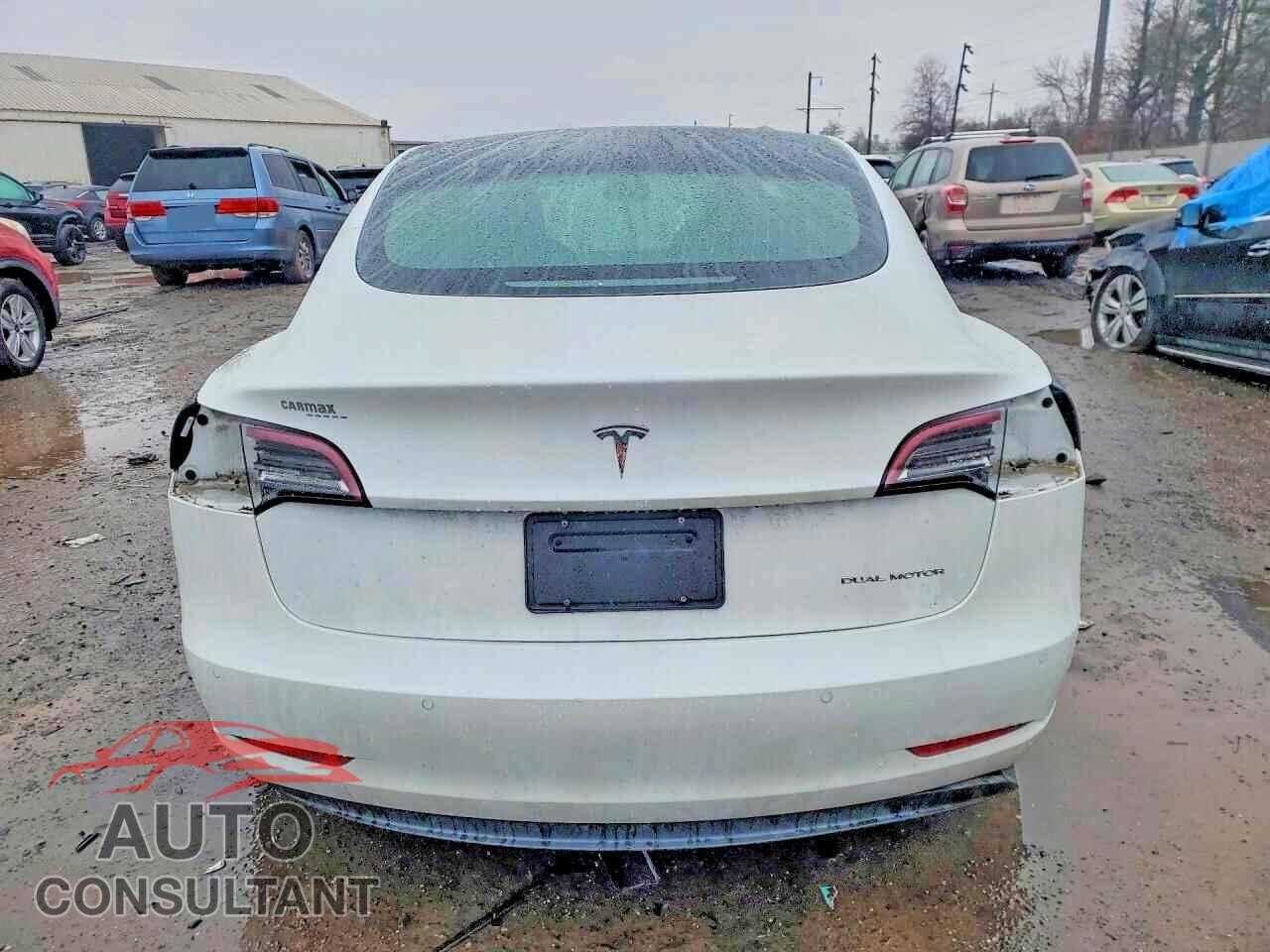TESLA MODEL 3 2020 - 5YJ3E1EB6LF744433