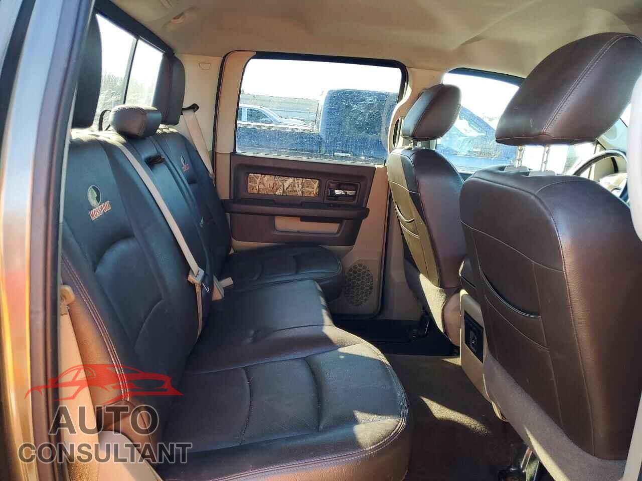 DODGE RAM 1500 2012 - 1C6RD7LT8CS177227