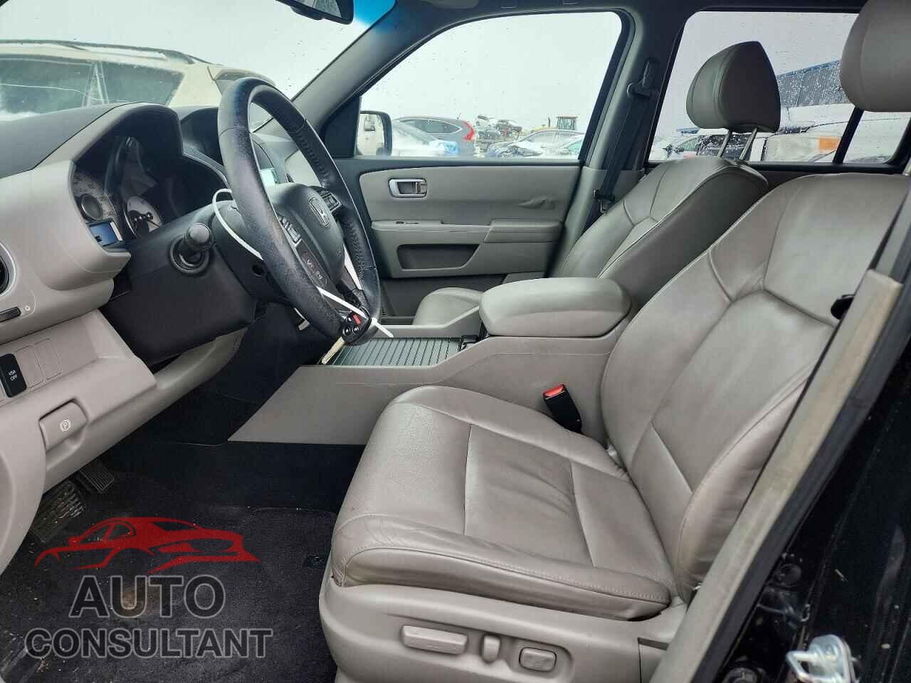 HONDA PILOT 2011 - 5FNYF4H78BB018986