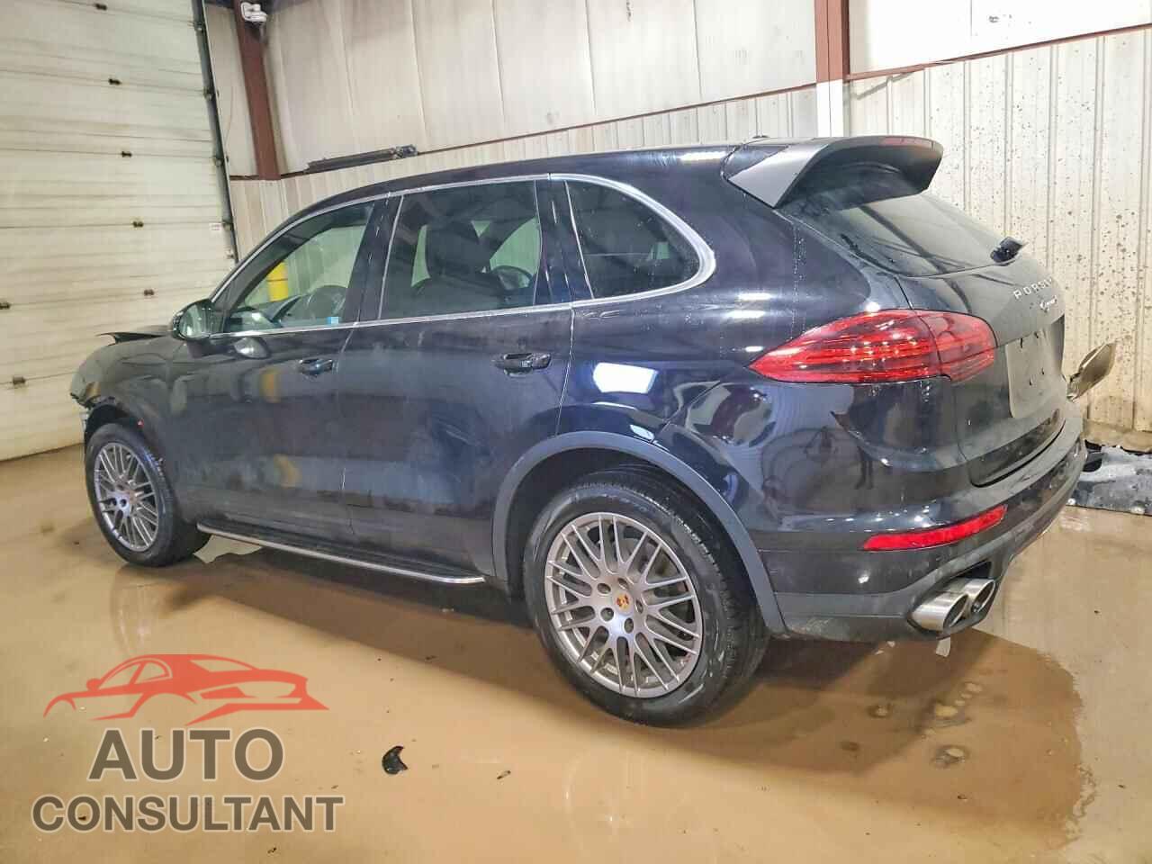 PORSCHE CAYENNE 2017 - WP1AB2A20HLA52733
