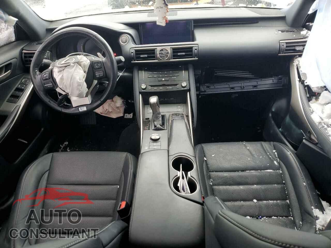 LEXUS IS 2017 - JTHCE1D27H5013874