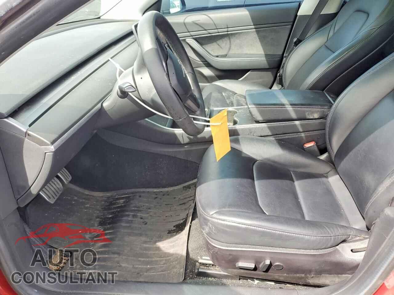 TESLA MODEL 3 2019 - 5YJ3E1EB7KF530064