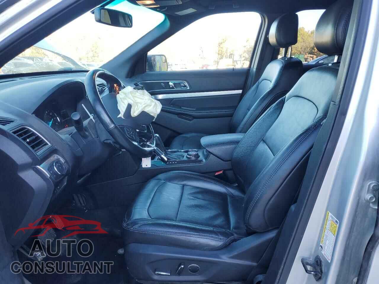 FORD EXPLORER 2017 - 1FM5K8D80HGA23890