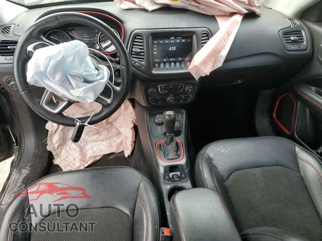 JEEP COMPASS 2019 - 3C4NJDDB2KT668622