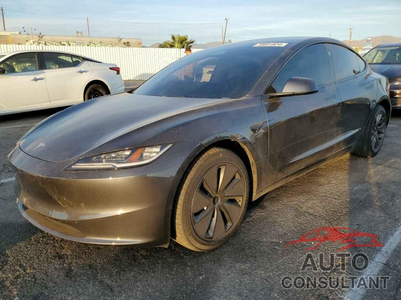 TESLA MODEL 3 2024 - 5YJ3E1EA4RF855661