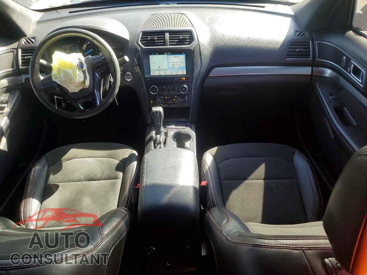 FORD EXPLORER 2018 - 1FM5K7DH5JGB18025