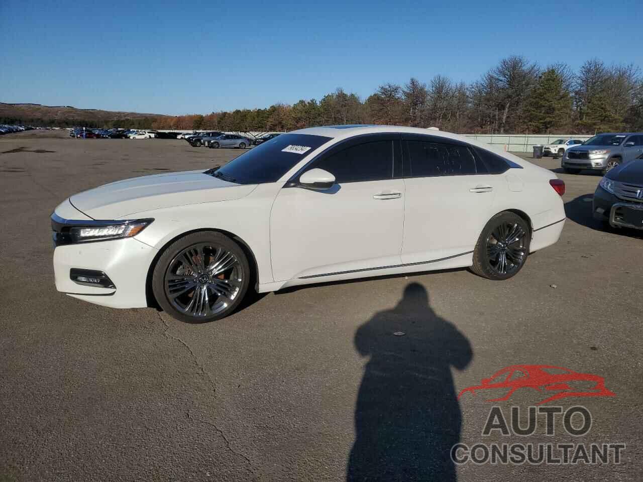 HONDA ACCORD 2018 - 1HGCV1F92JA010021