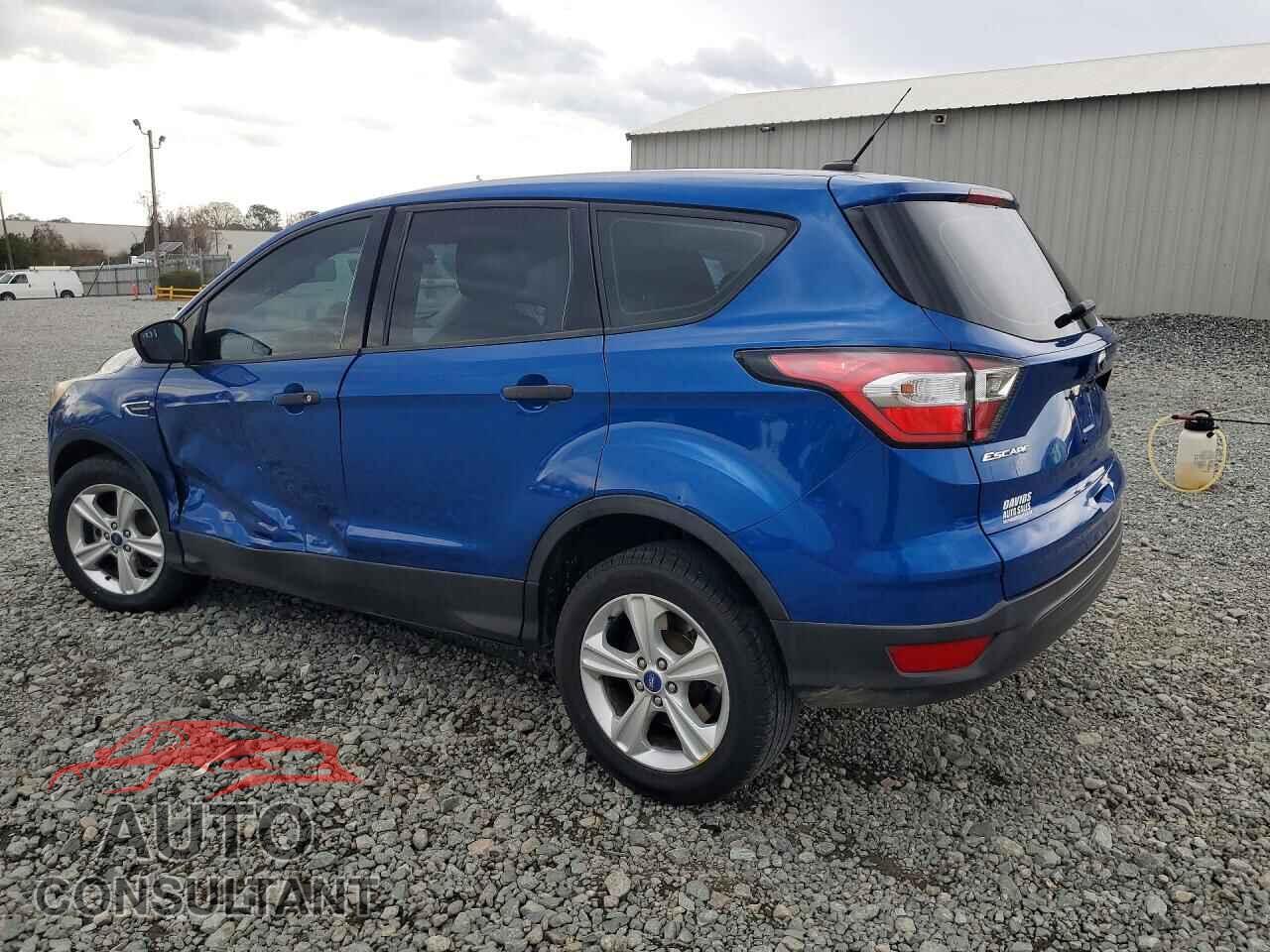 FORD ESCAPE 2017 - 1FMCU0F78HUC71815
