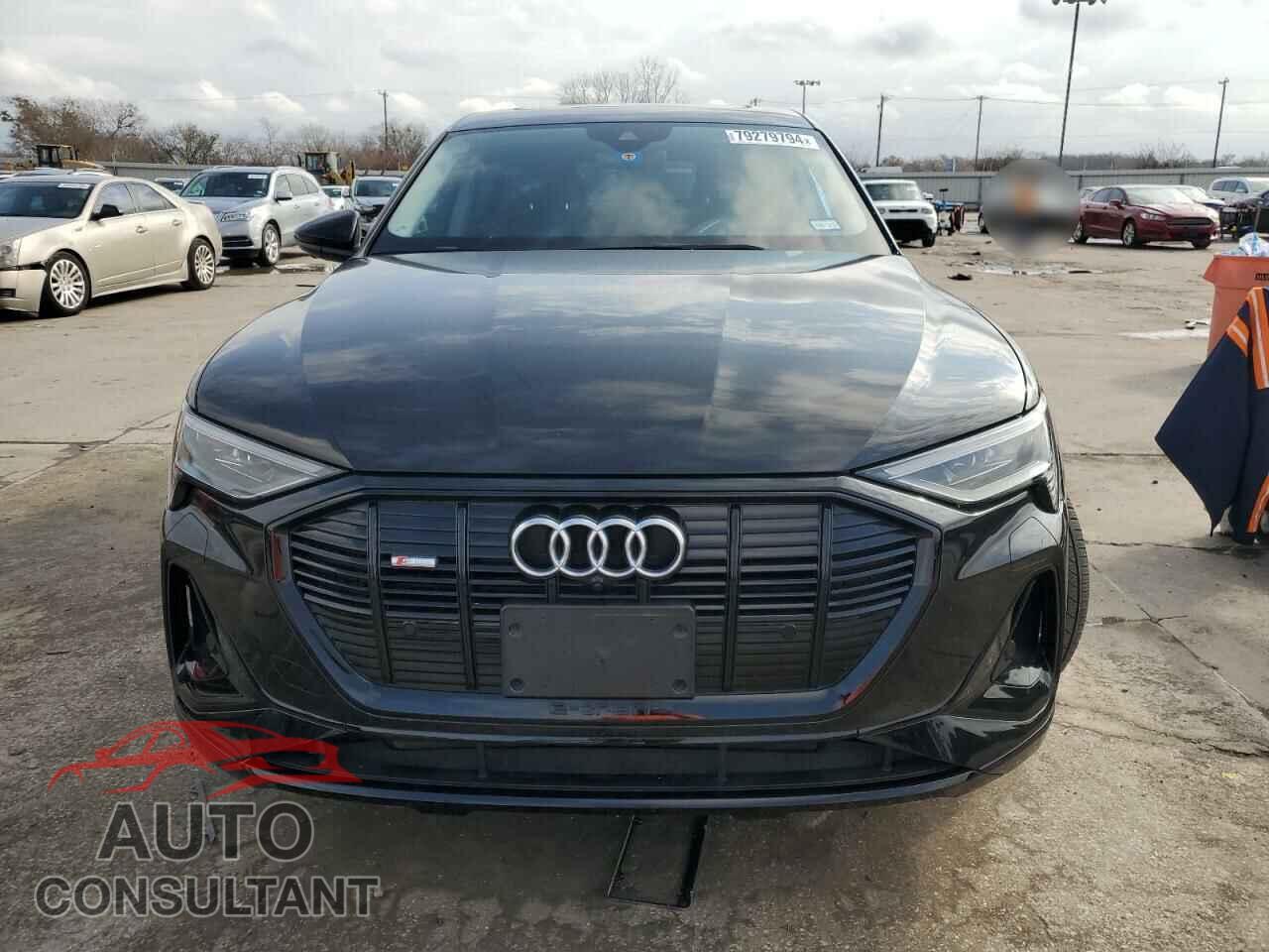 AUDI E-TRON 2021 - WA13AAGE4MB034920