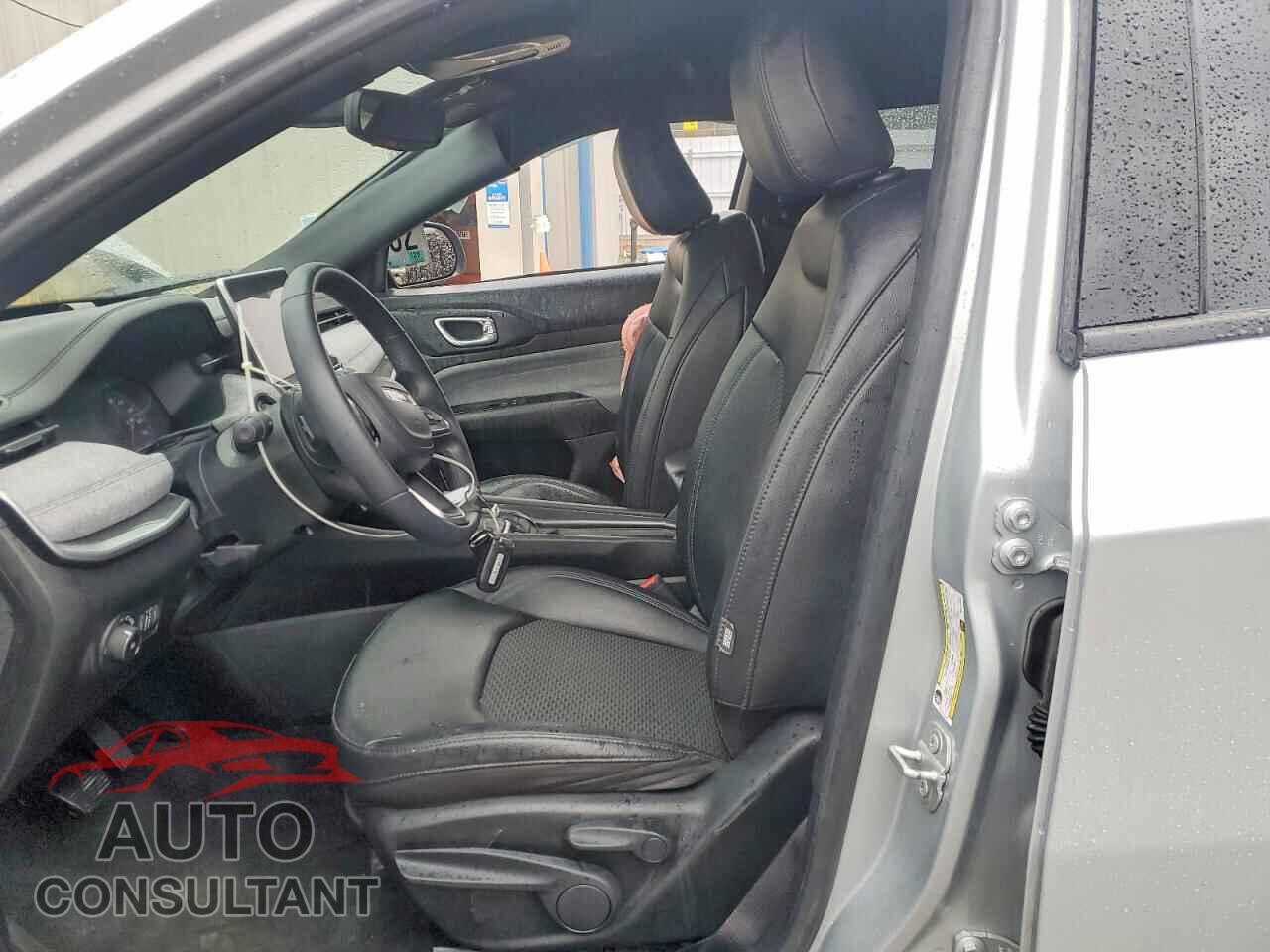 JEEP COMPASS 2024 - 3C4NJDBN1RT113684