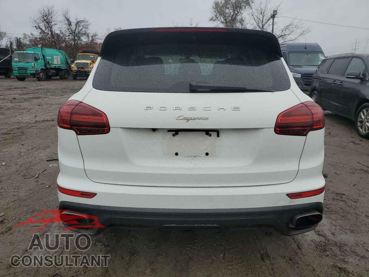 PORSCHE CAYENNE 2016 - WP1AA2A22GLA00599