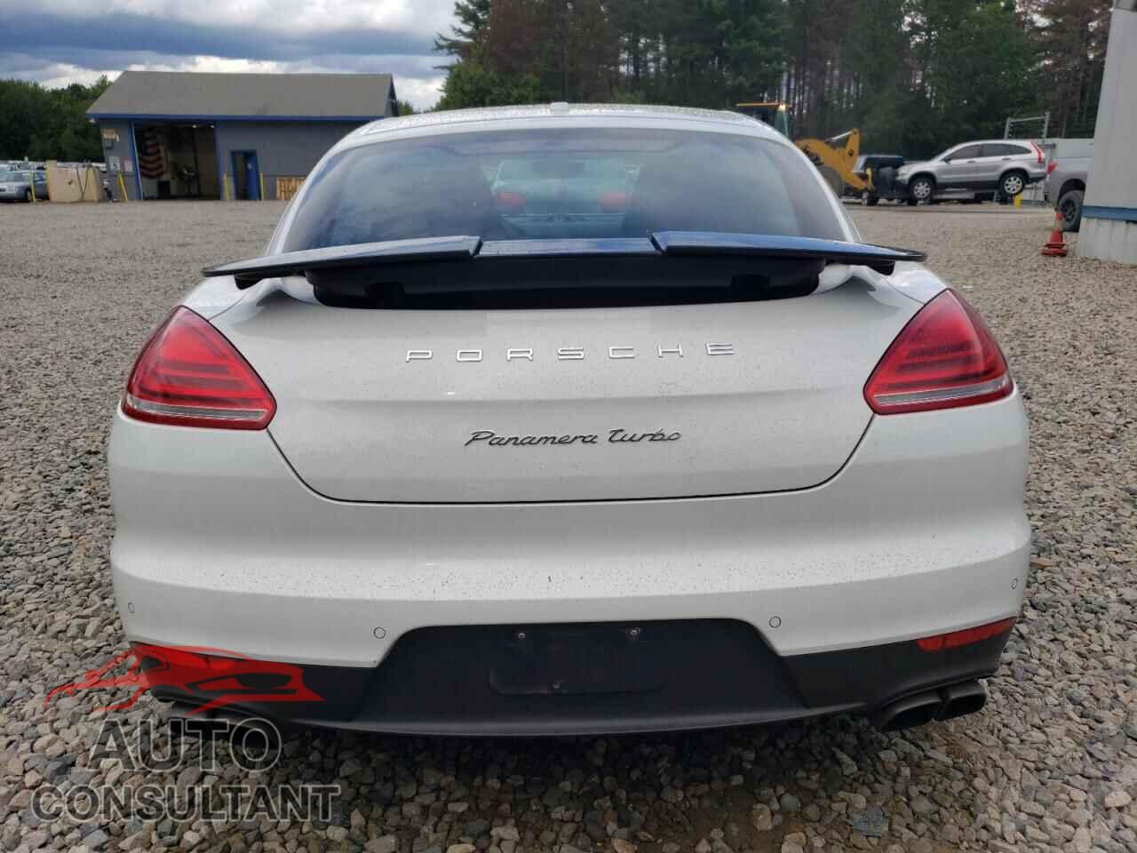 PORSCHE PANAMERA 2014 - WP0AC2A75EL073437