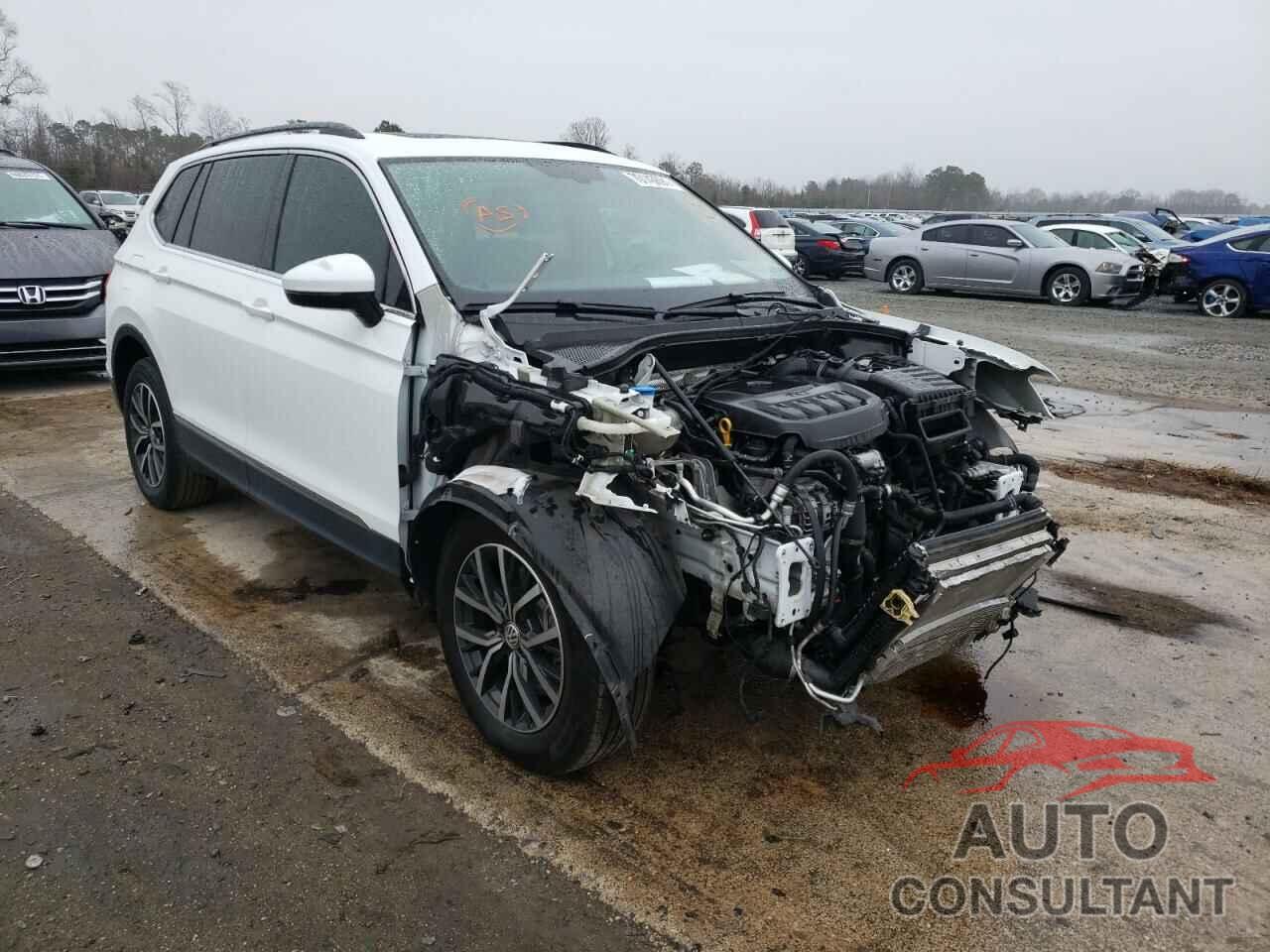 VOLKSWAGEN TIGUAN 2018 - 3VV3B7AX7JM214513