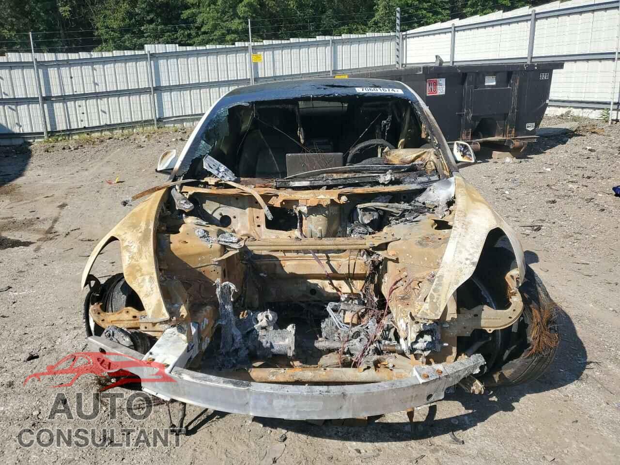 TESLA MODEL 3 2021 - 5YJ3E1EA5MF082580