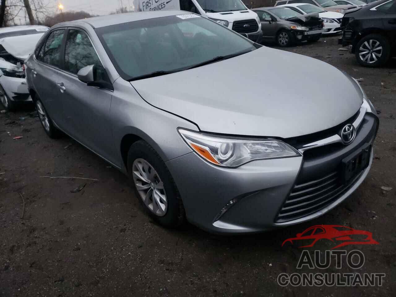 TOYOTA CAMRY 2016 - 4T4BF1FK3GR517609