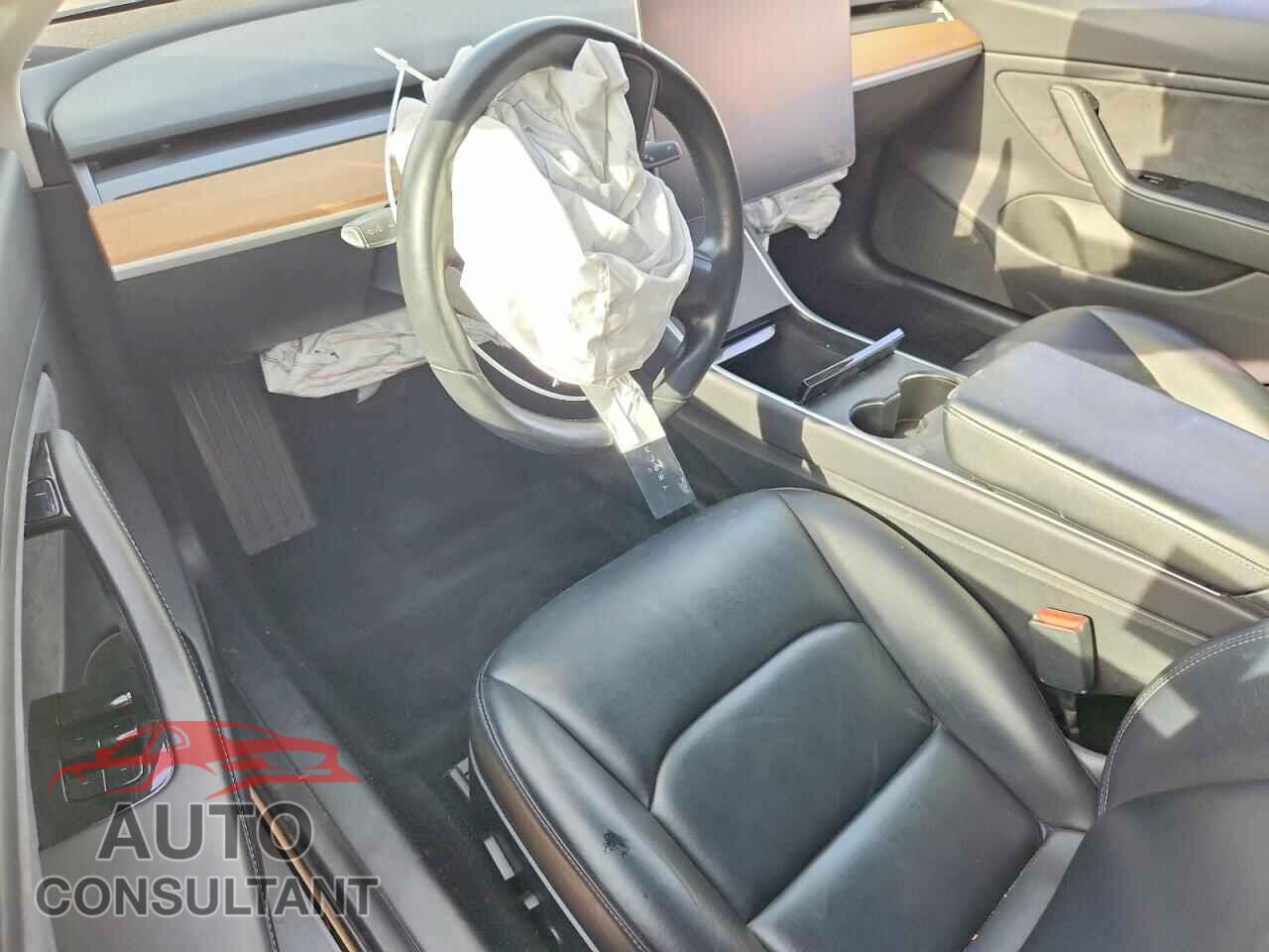 TESLA MODEL 3 2019 - 5YJ3E1EA7KF398964