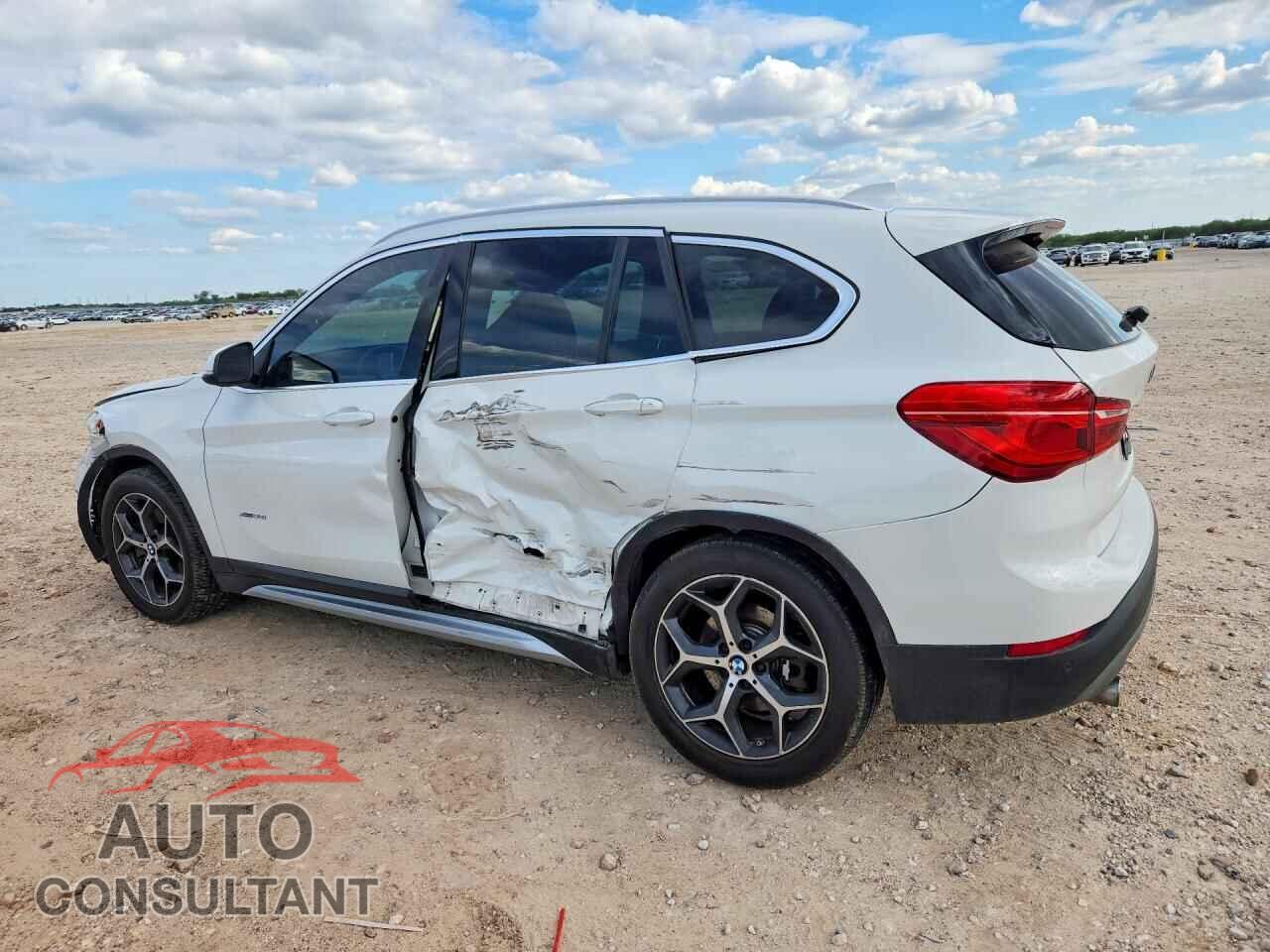 BMW X1 2016 - WBXHT3C37GP884217