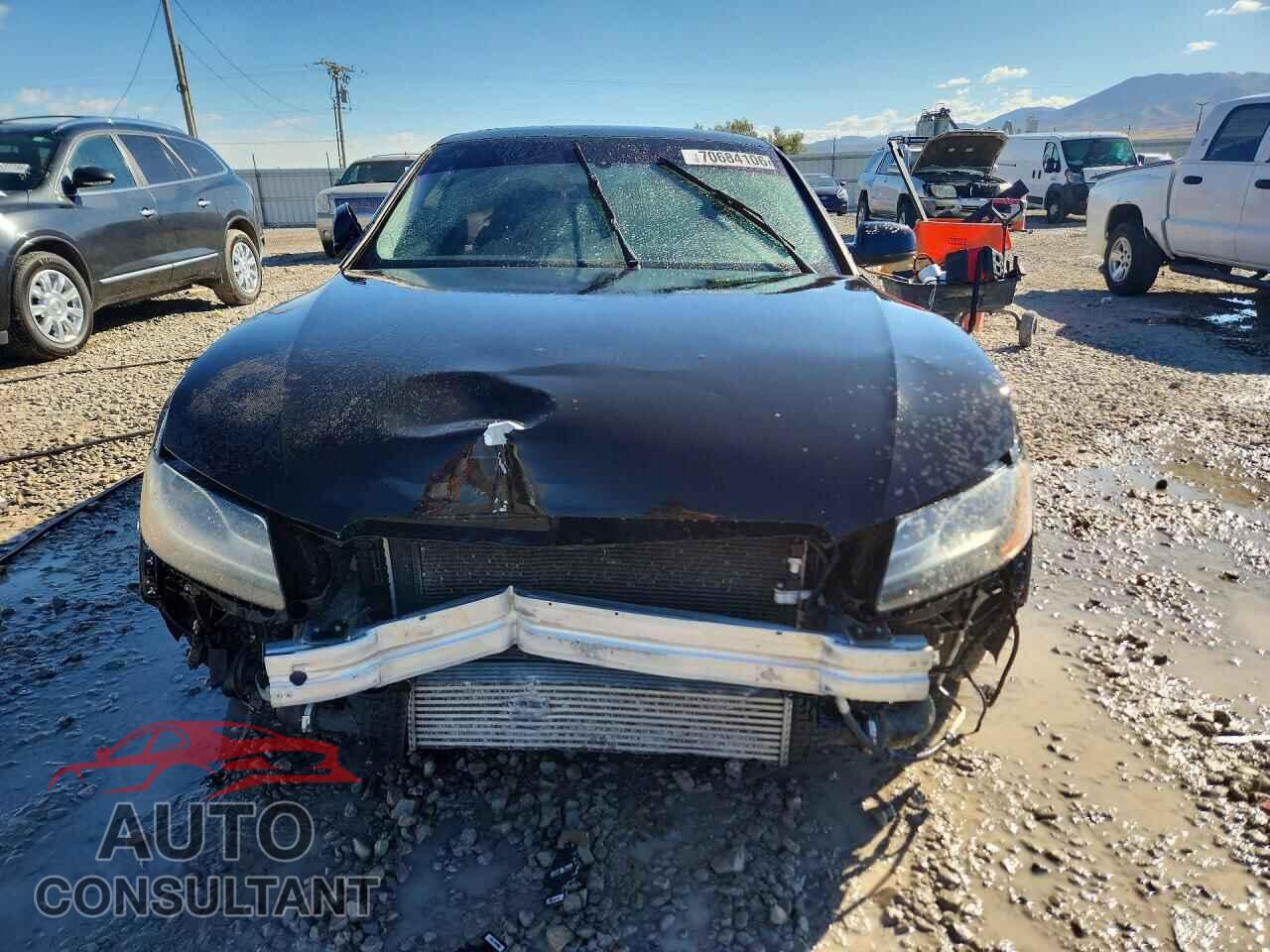 AUDI A5 2011 - WAULFAFR0BA008133