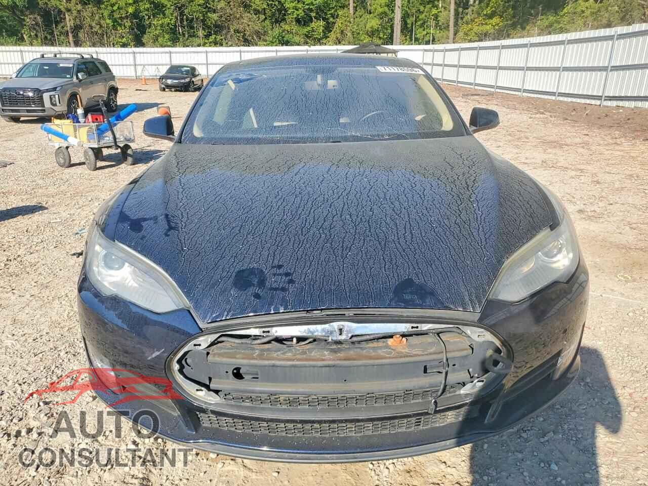 TESLA MODEL S 2014 - 5YJSA1H17EFP35169