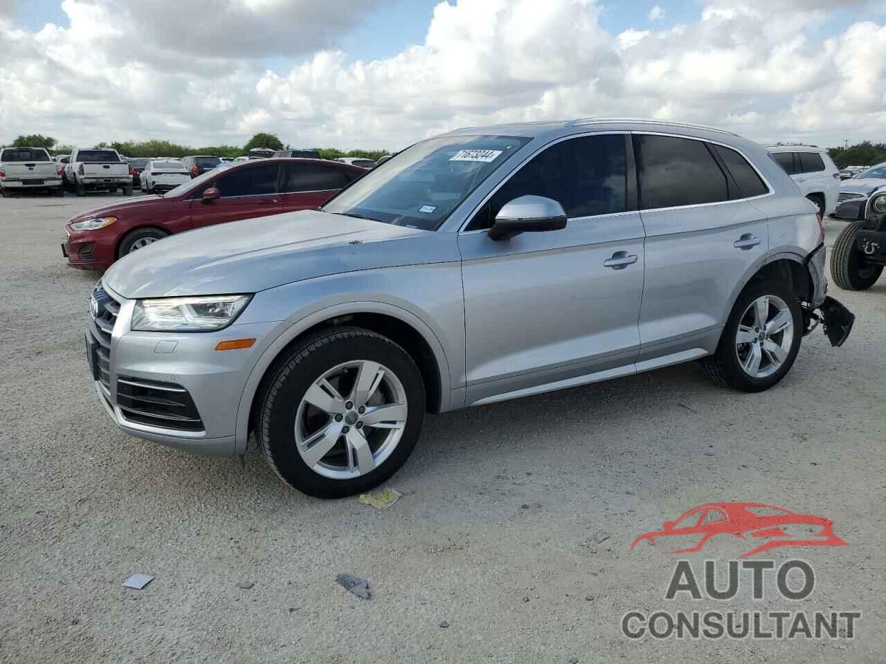 AUDI Q5 2018 - WA1BNAFY8J2045944