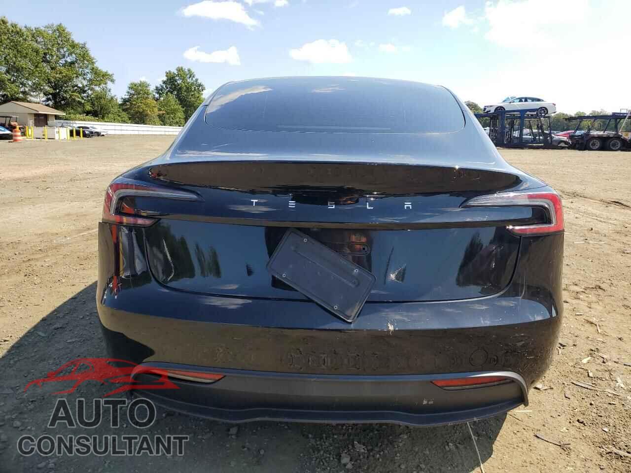 TESLA MODEL 3 2024 - 5YJ3E1EA0RF769375