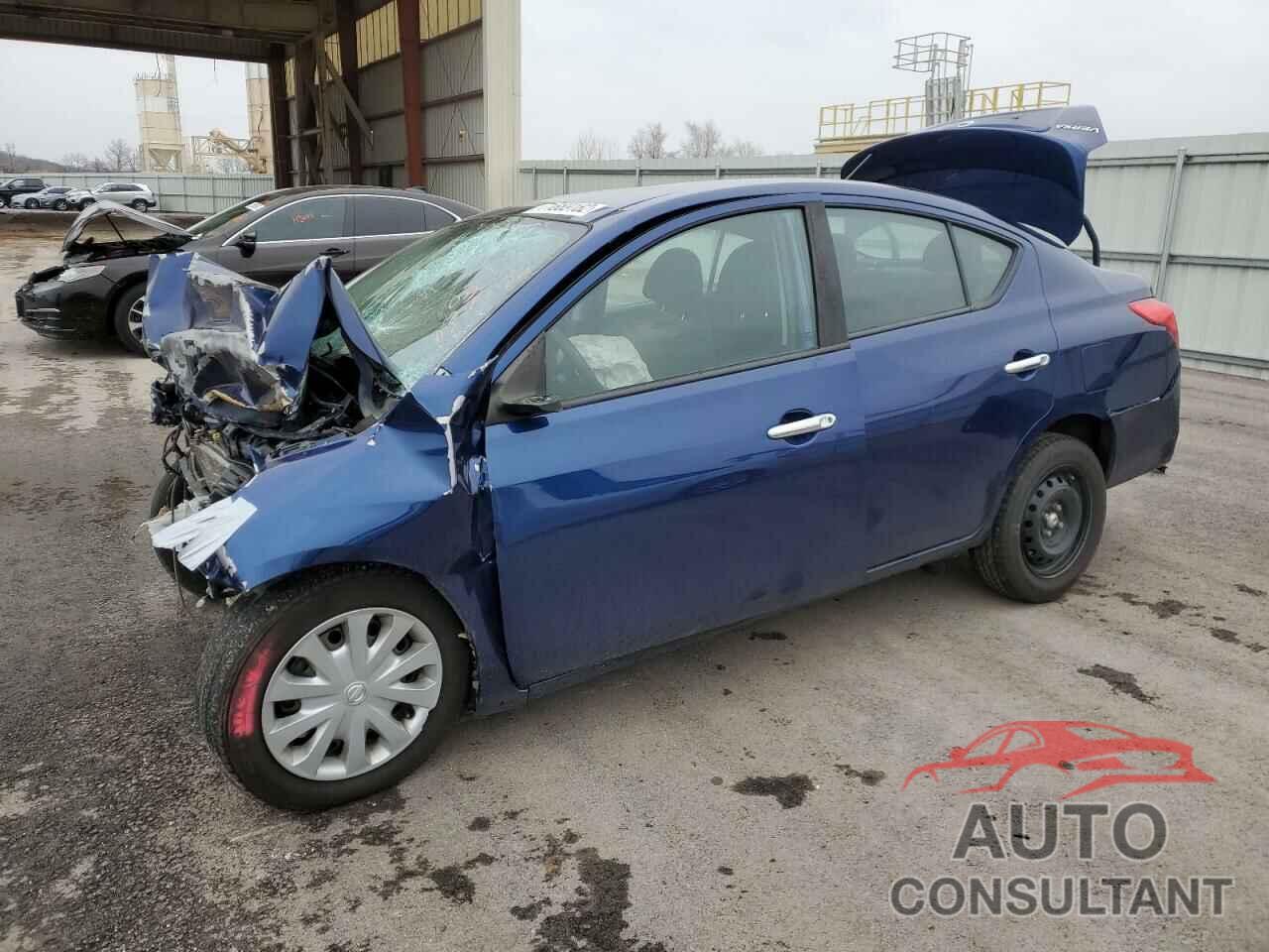 NISSAN VERSA 2018 - 3N1CN7AP1JL809579