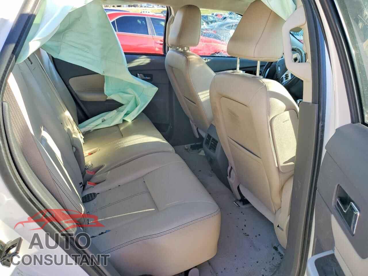 FORD EDGE 2011 - 2FMDK3KC4BBB38657
