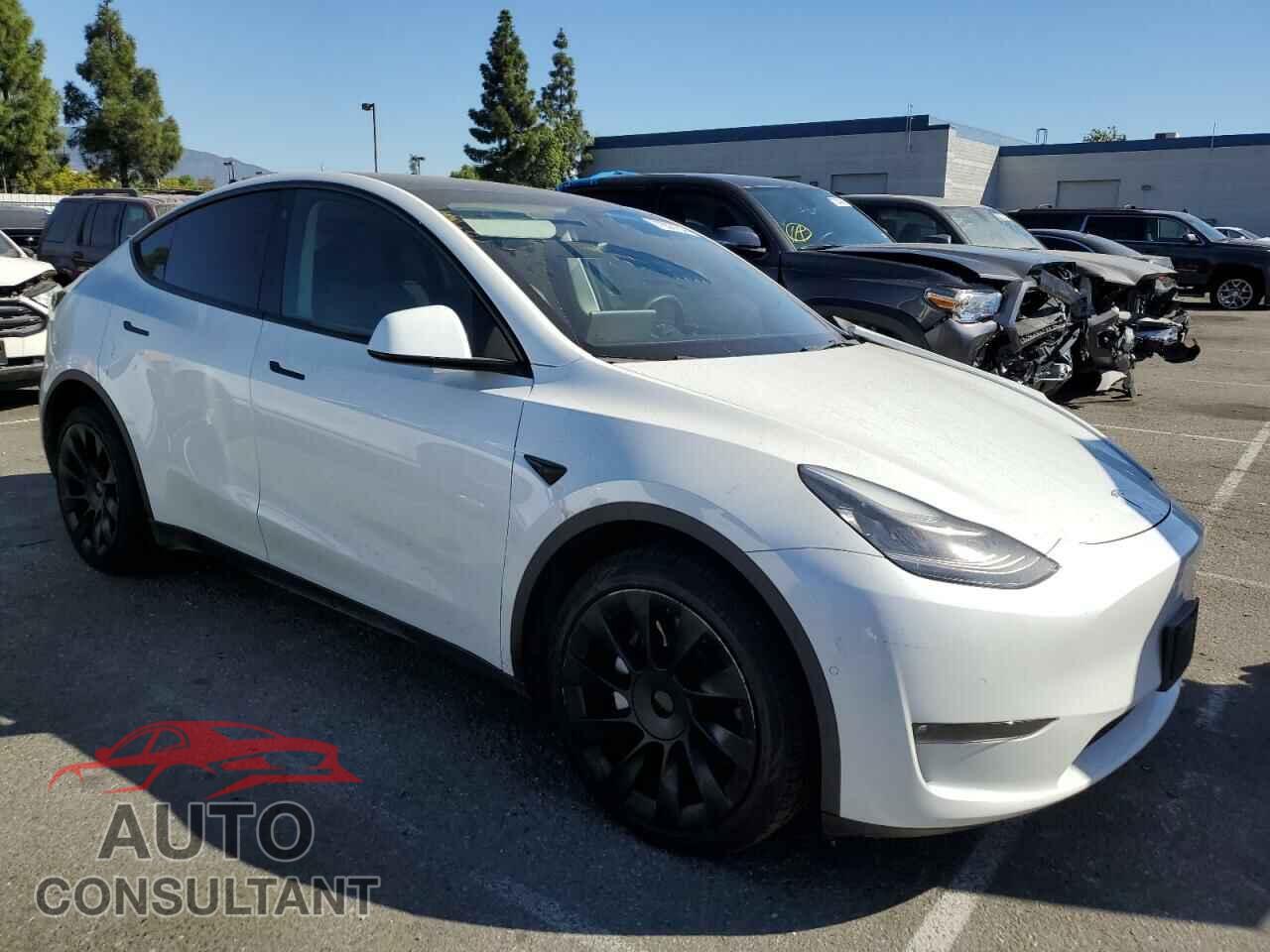 TESLA MODEL Y 2021 - 5YJYGDED2MF163189