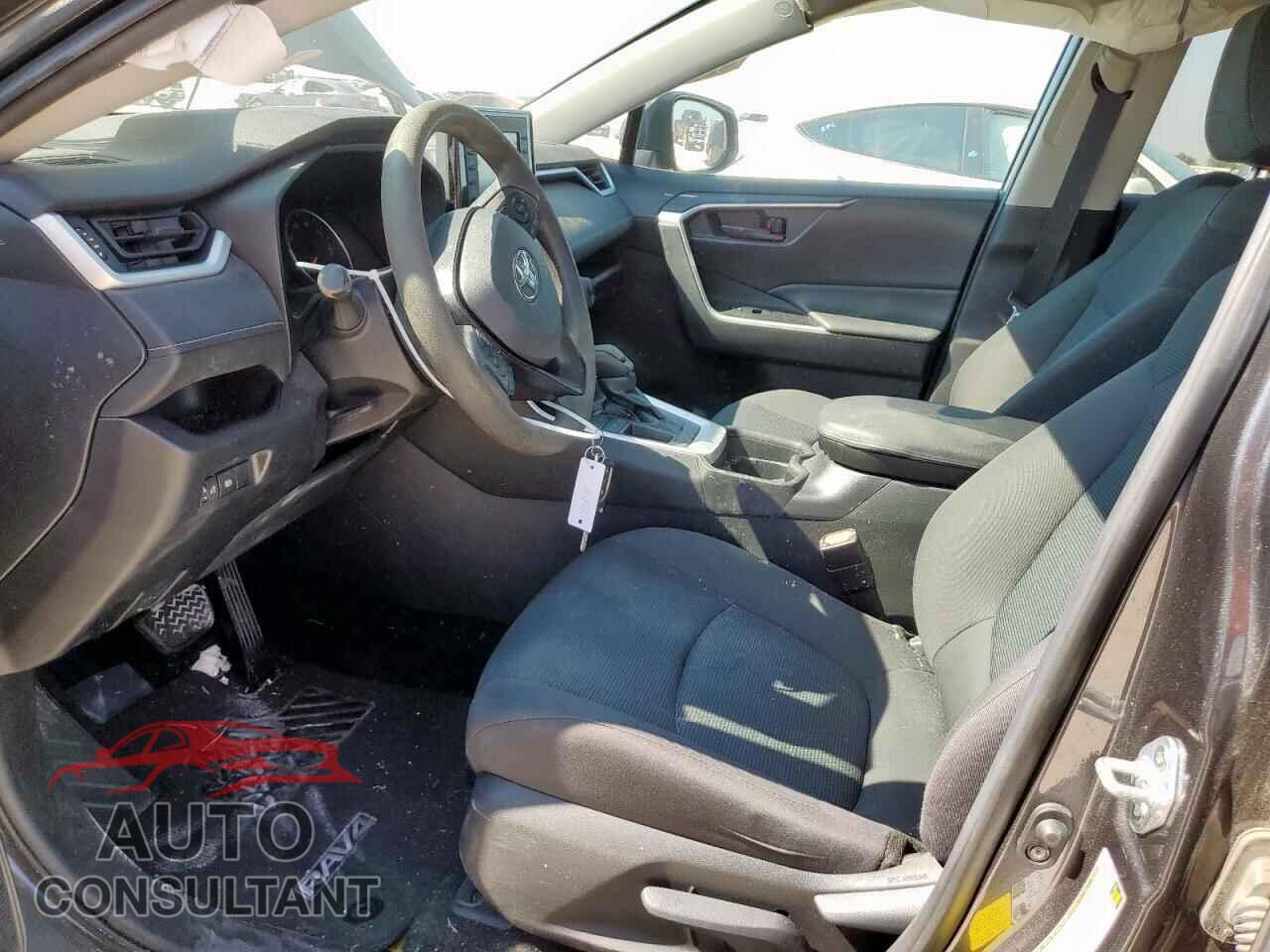 TOYOTA RAV4 2021 - 2T3H1RFV7MC116452