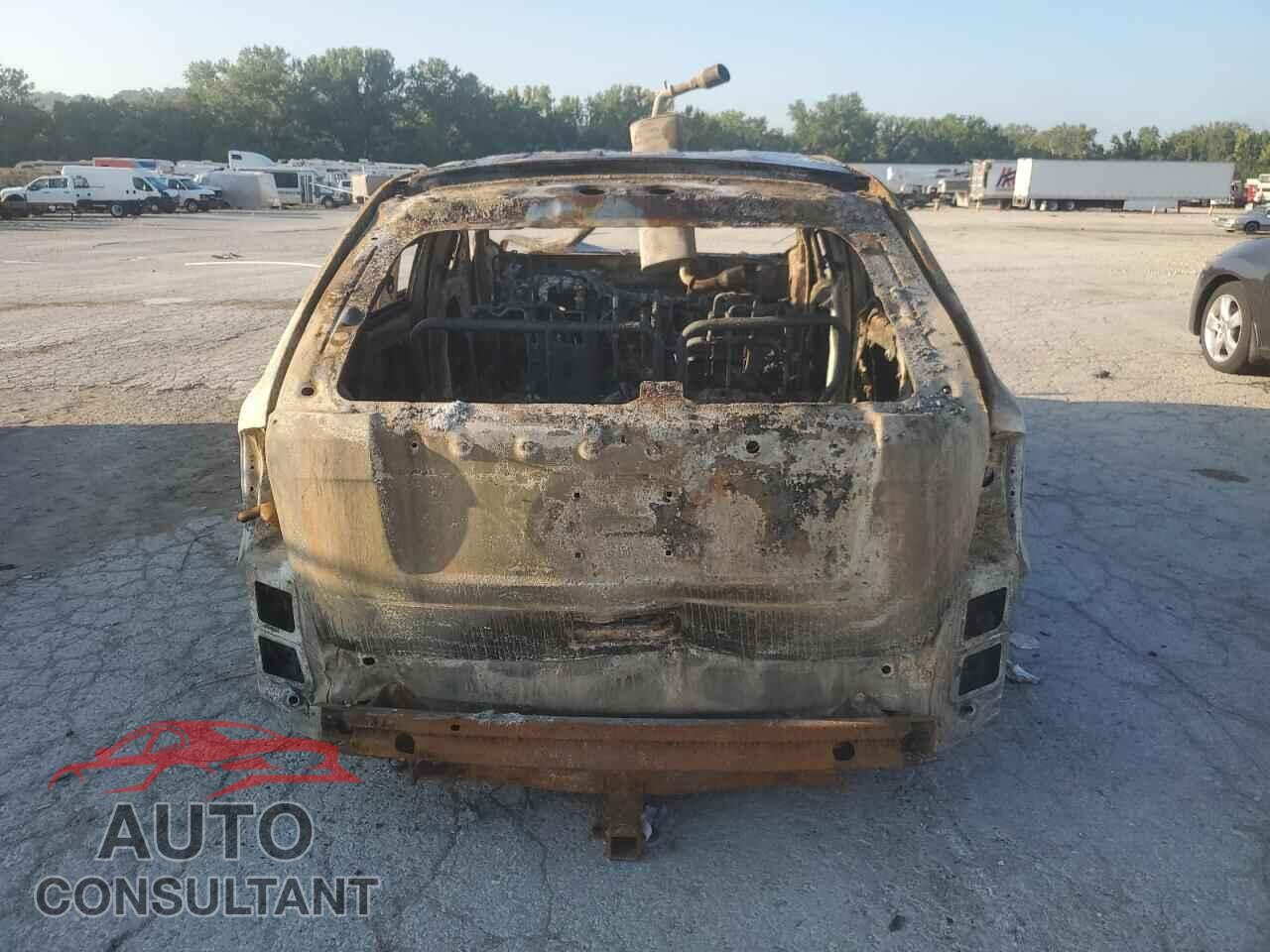 FORD EDGE 2013 - 2FMDK3GC2DBE24714