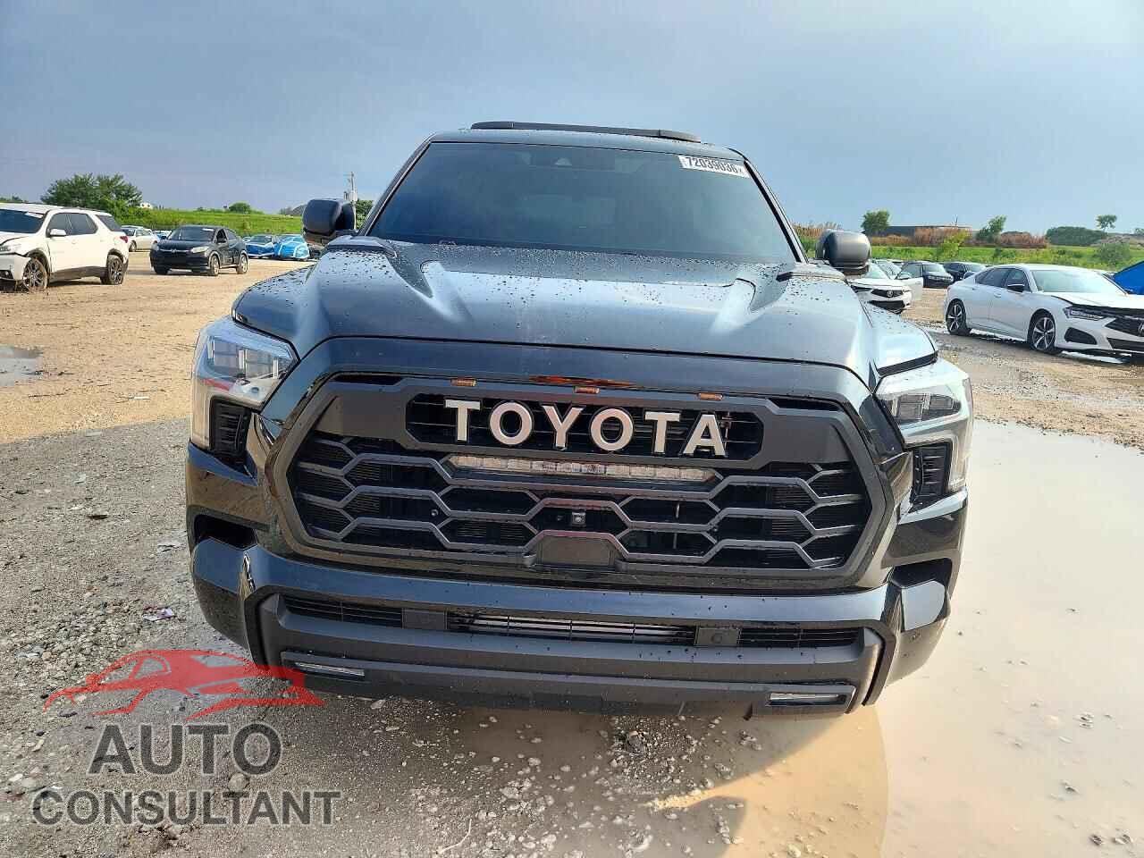 TOYOTA SEQUOIA 2025 - 7SVAAABA5SX063236
