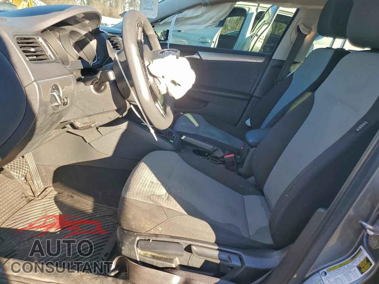VOLKSWAGEN JETTA 2017 - 3VW2B7AJ0HM252985