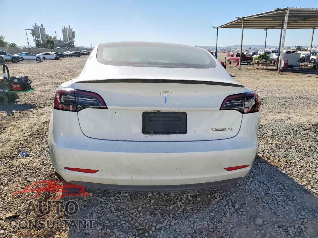 TESLA MODEL 3 2023 - 5YJ3E1ECXPF559901