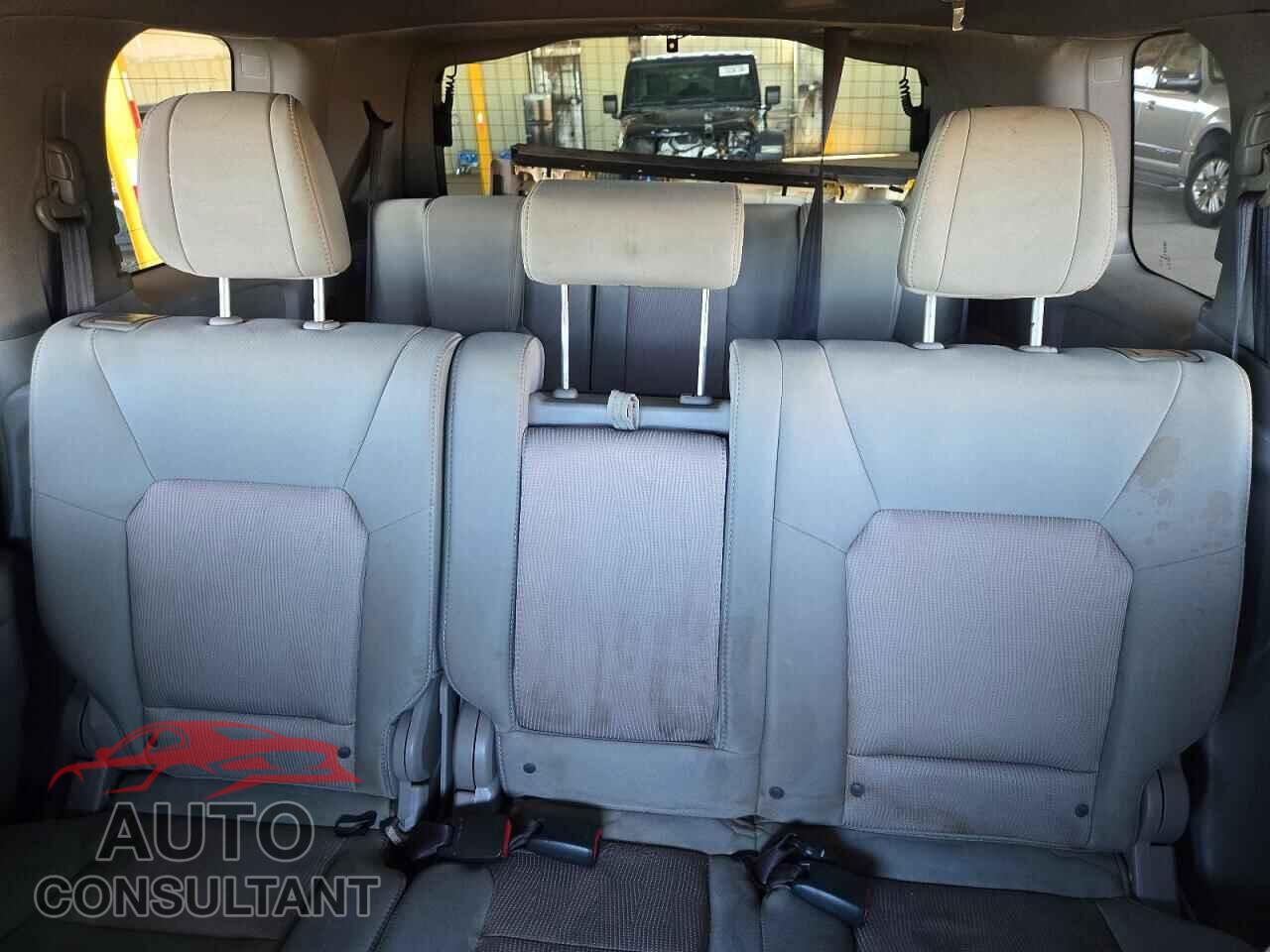 HONDA PILOT 2012 - 5FNYF3H42CB025367