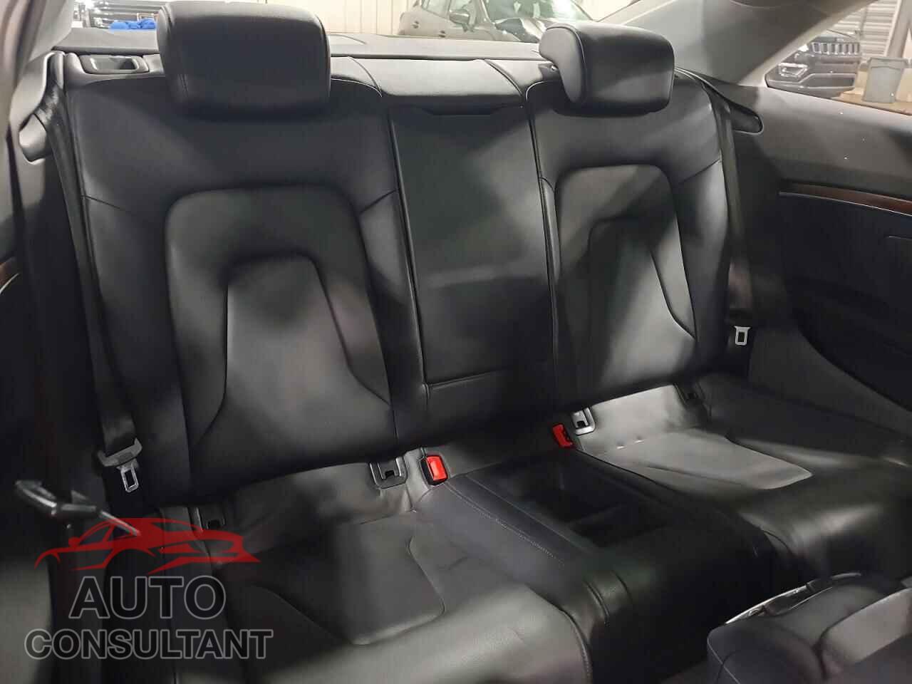 AUDI A5 2013 - WAUCFAFR5DA039297
