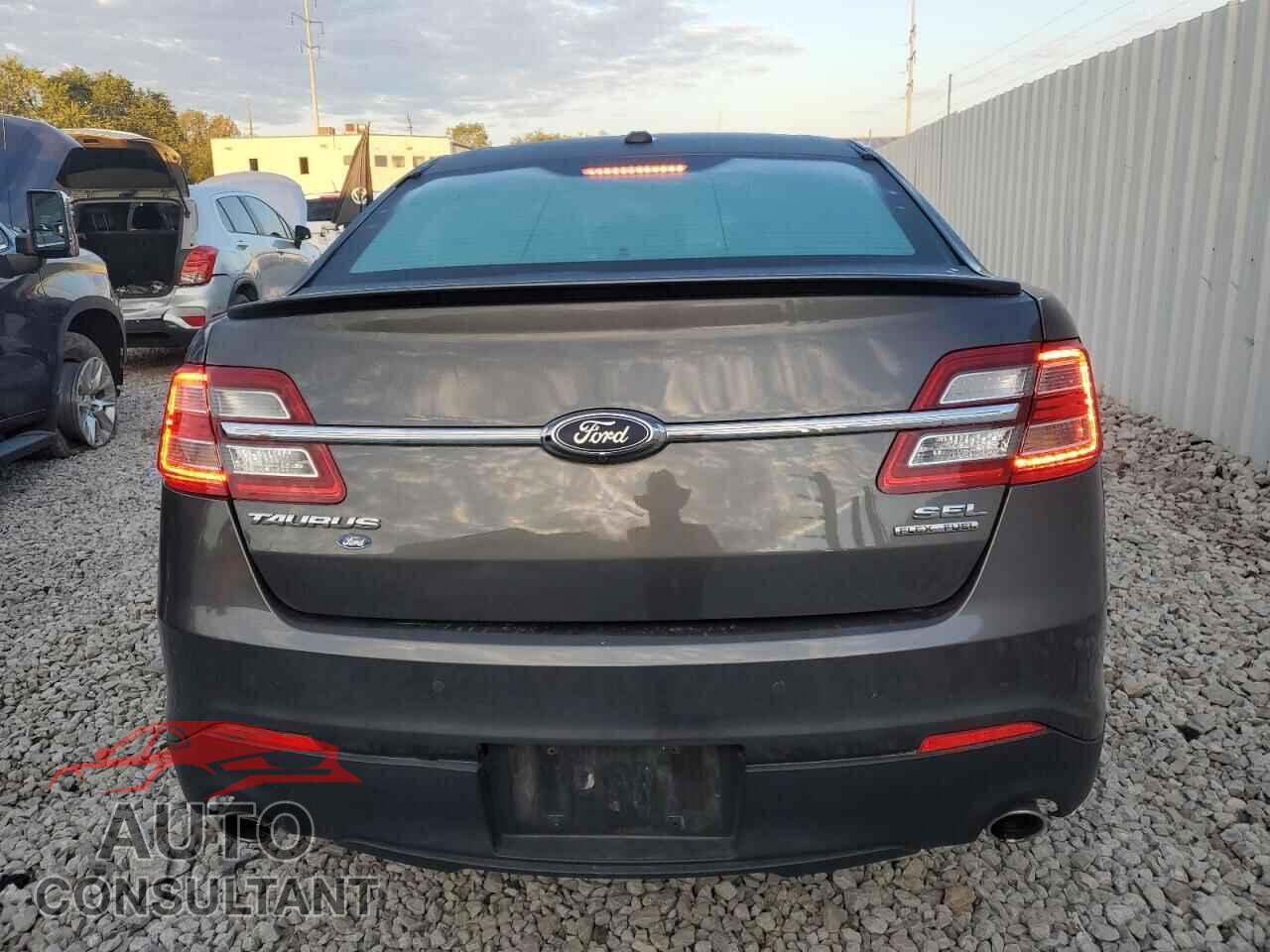 FORD TAURUS 2016 - 1FAHP2E86GG153529