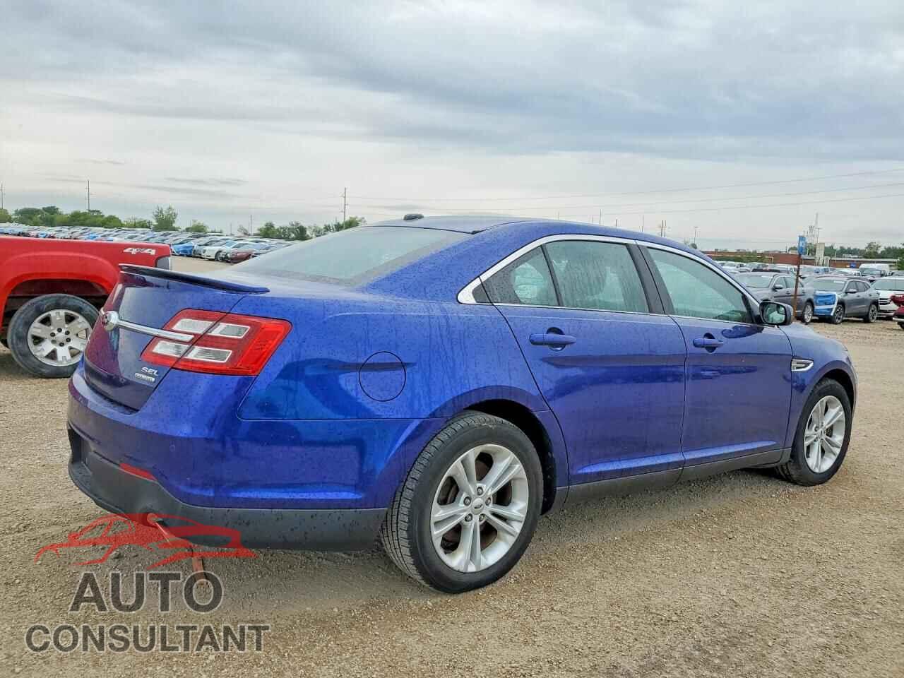 FORD TAURUS 2015 - 1FAHP2E80FG177100