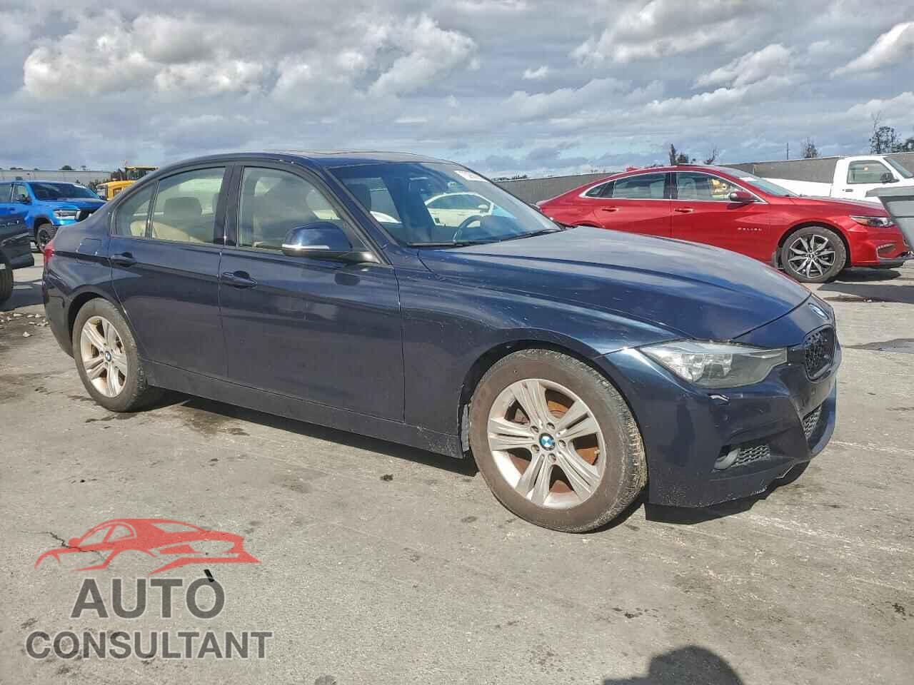 BMW 3 SERIES 2016 - WBA8E3G51GNU05592