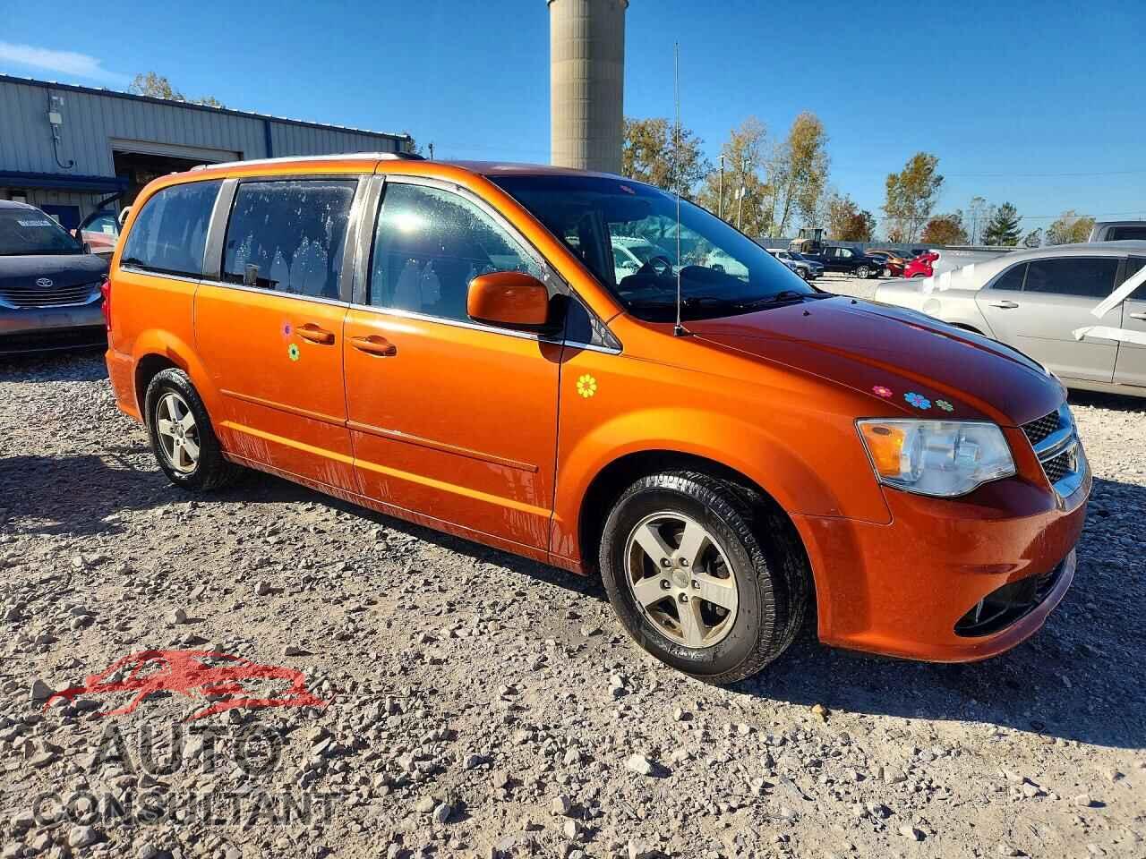 DODGE CARAVAN 2011 - 2D4RN5DG7BR748608
