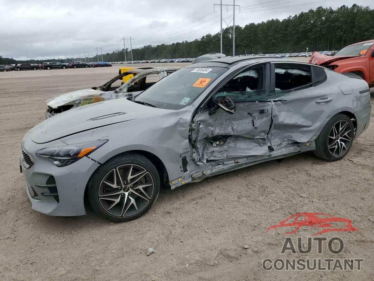 KIA STINGER 2022 - KNAE35LD8N6106545