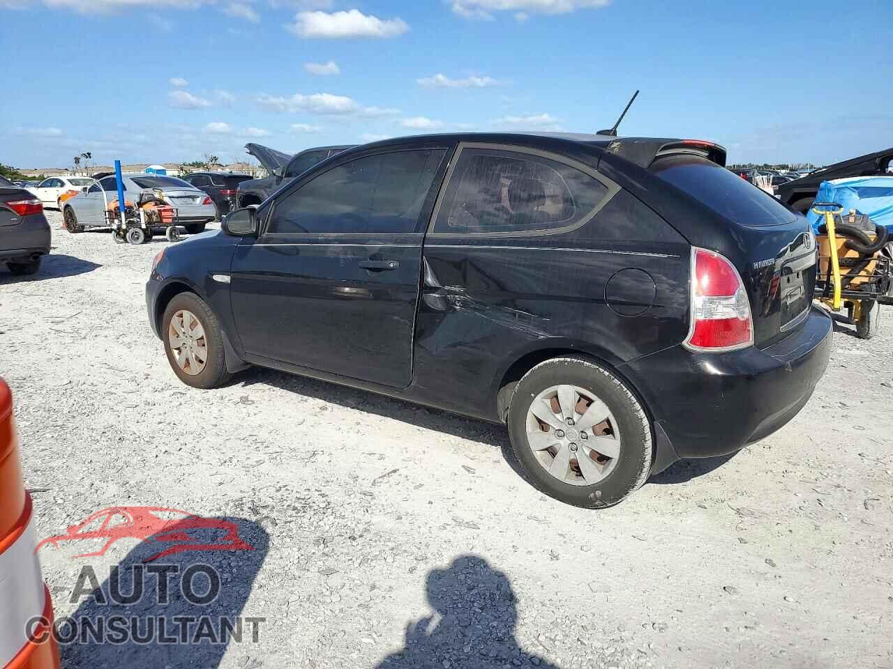 HYUNDAI ACCENT 2009 - KMHCM36C39U112975