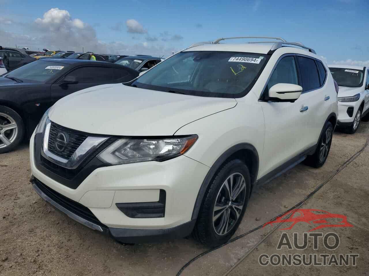 NISSAN ROGUE 2019 - JN8AT2MT9KW268397